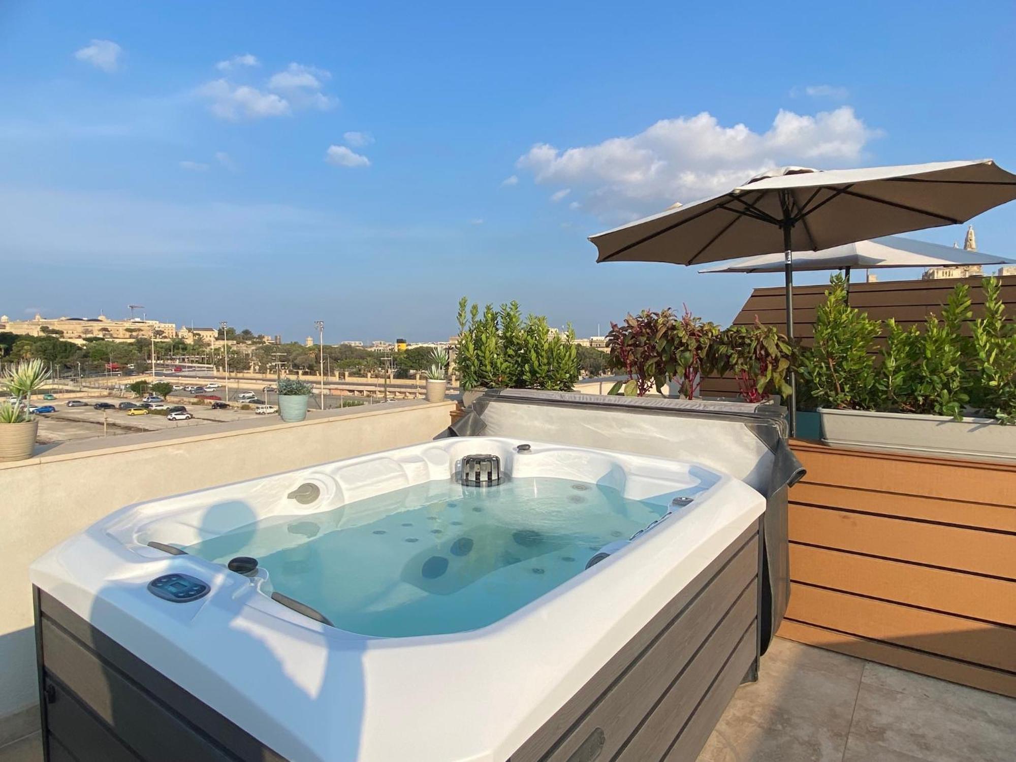 Tritoni Valletta Boutique Hotel Floriana Zewnętrze zdjęcie